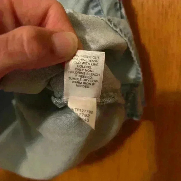 J.Jill light denim blouse with ruffled sleeves S - Picture 7 of 7